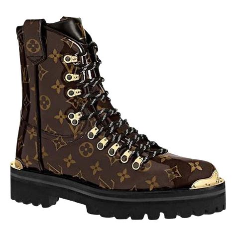 louis vuitton hiking boots mens|louis vuitton boots men's 2019.